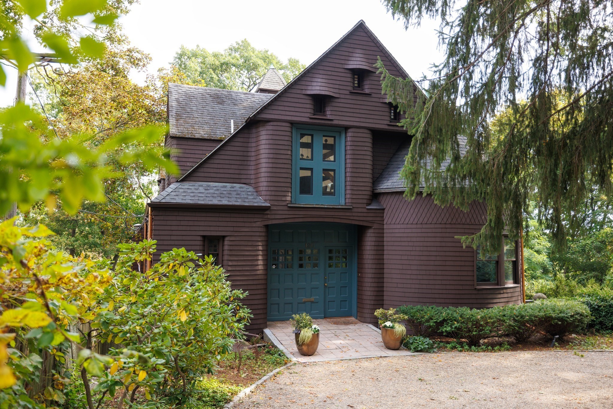 120 Rawson Rd, Brookline, MA 02445