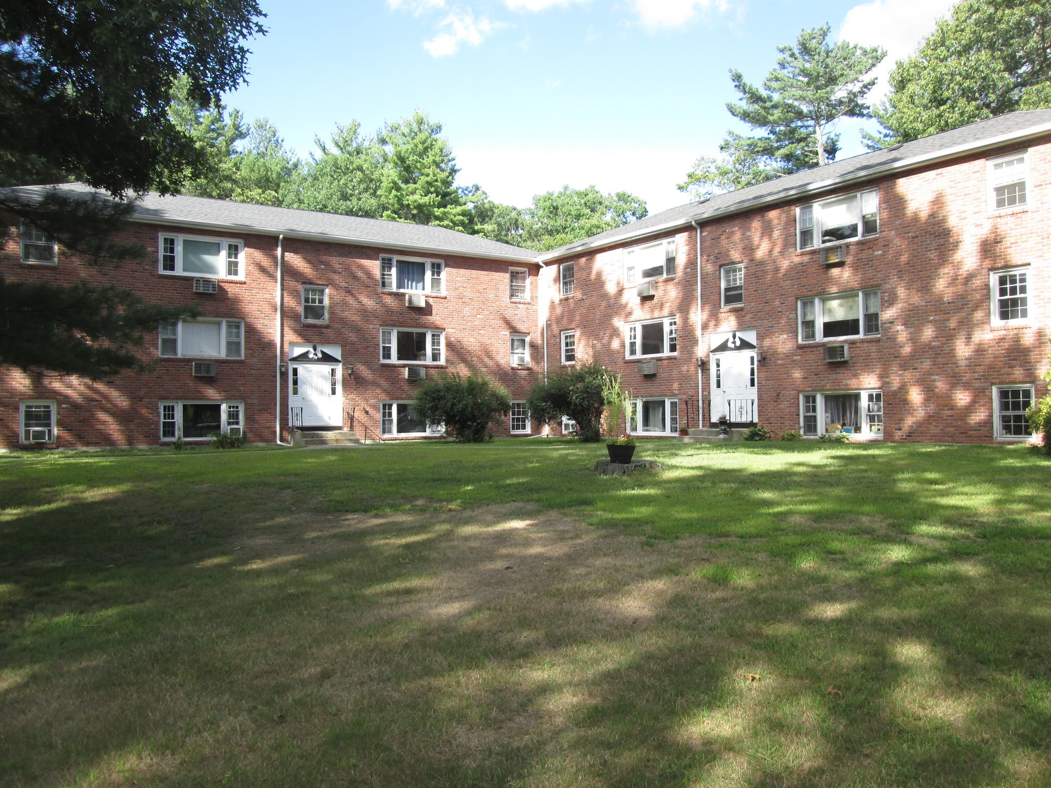 57 Daniels St Unit 4, Millis, MA 02054