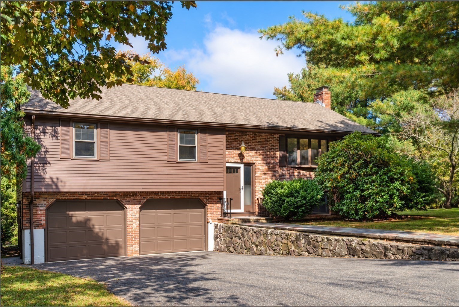 6 Aricia Ln, Winchester, MA 01890