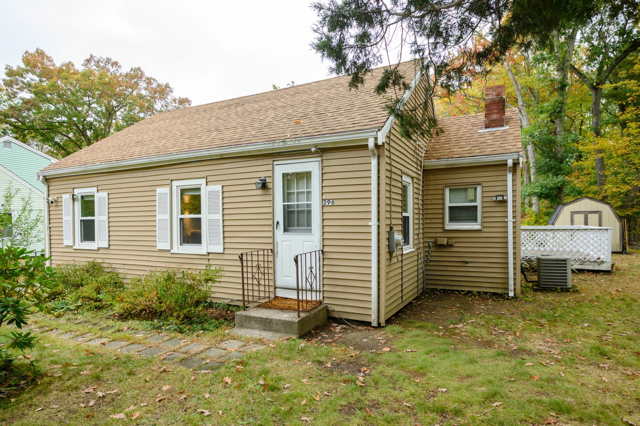 396 Willow St, Stoughton, MA 02072