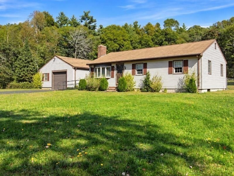 20 Anthony Street, Berkley, MA 02779