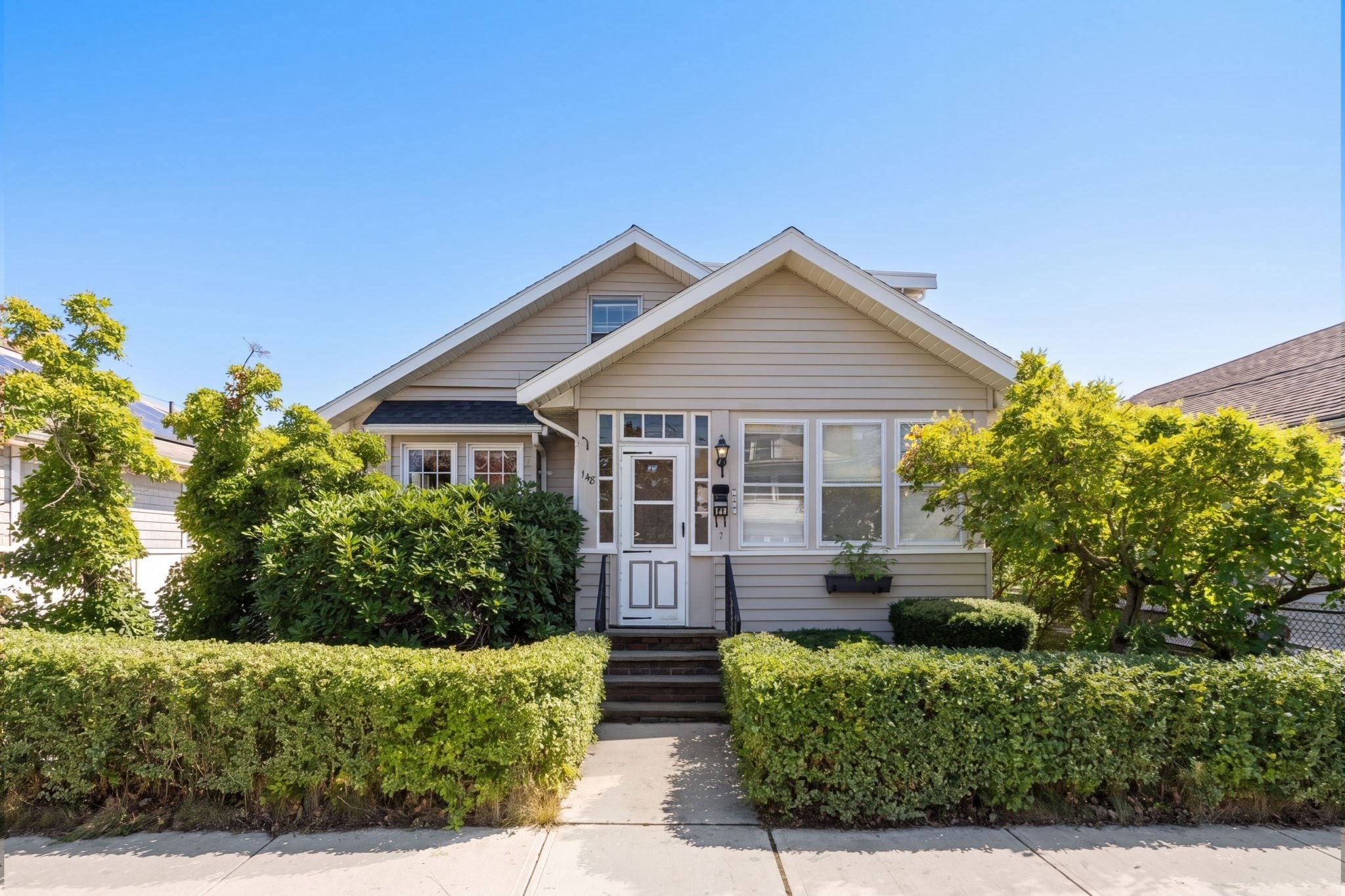 148 Wilson Ave, Quincy, MA 02170