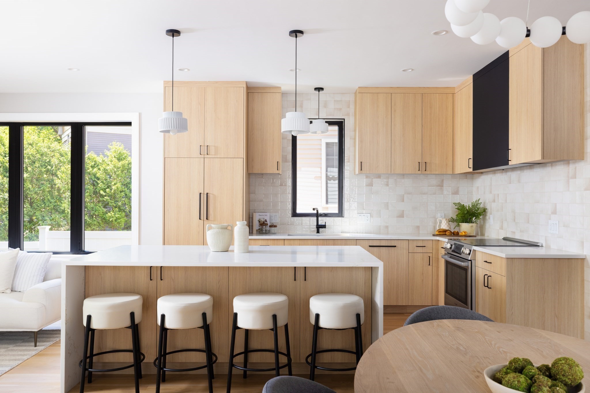 356 Linwood Ave Unit 356, Newton, MA 02460