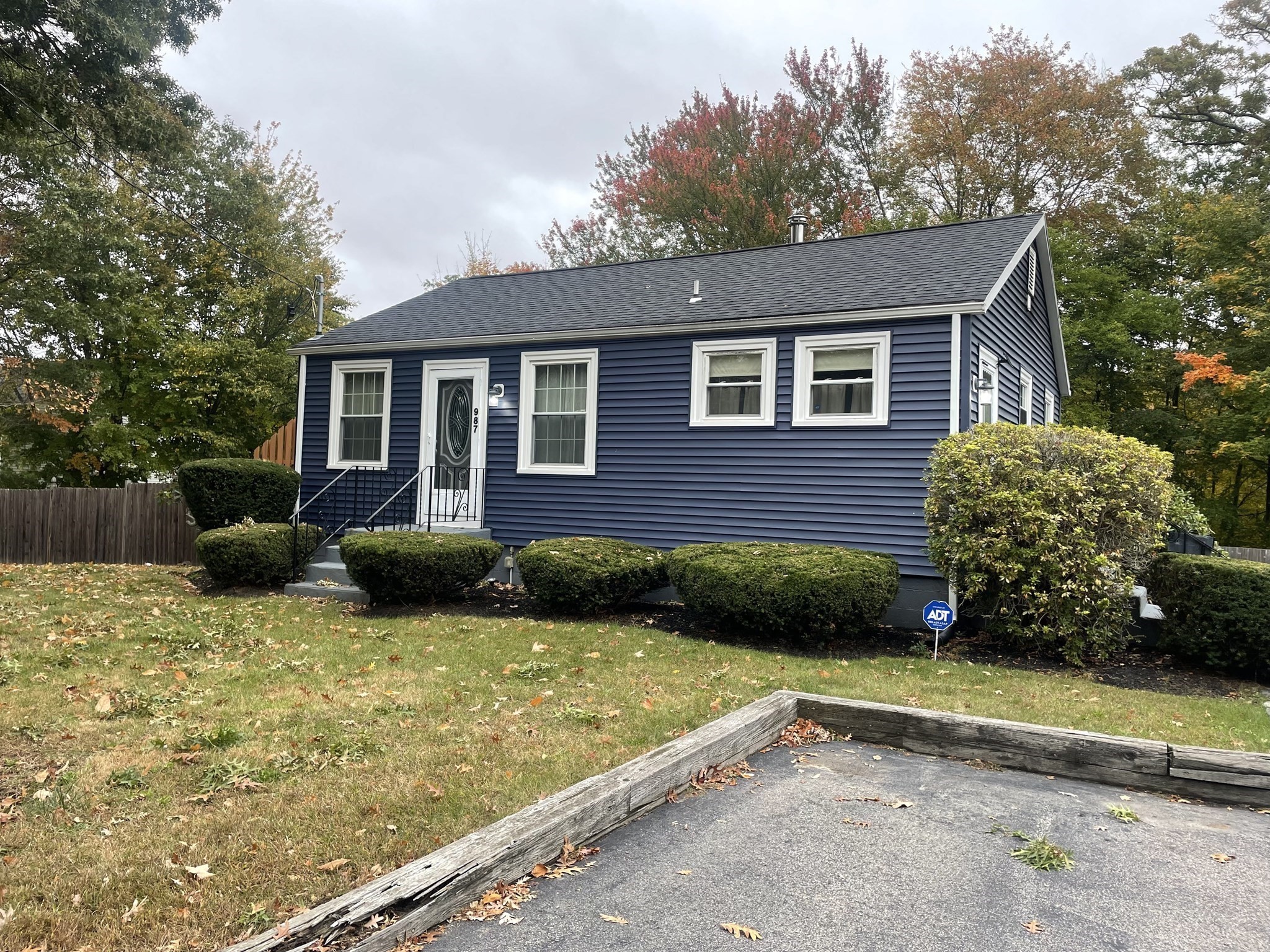 987 Bedford Street, Whitman, MA 02382