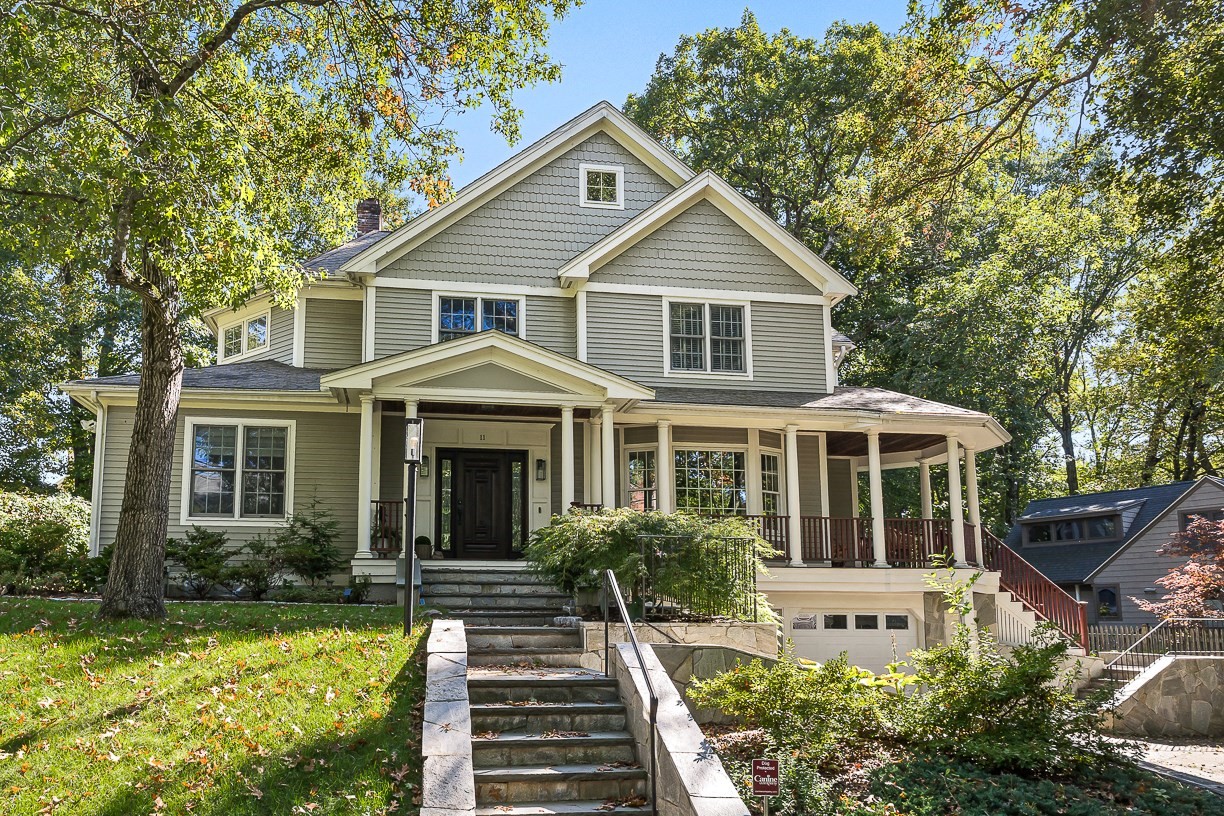 11 Poplar Road, Wellesley, MA 02482