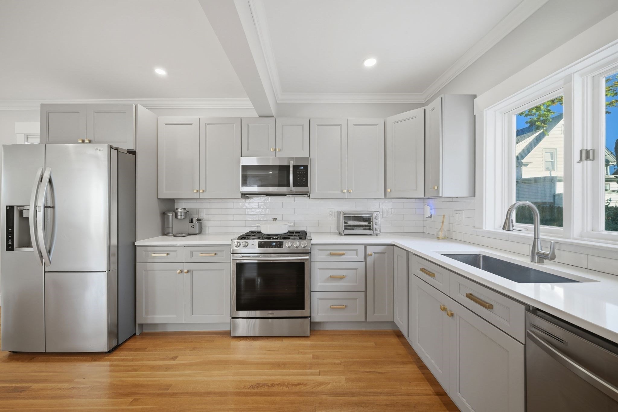 22 Houston Pl, Lynn