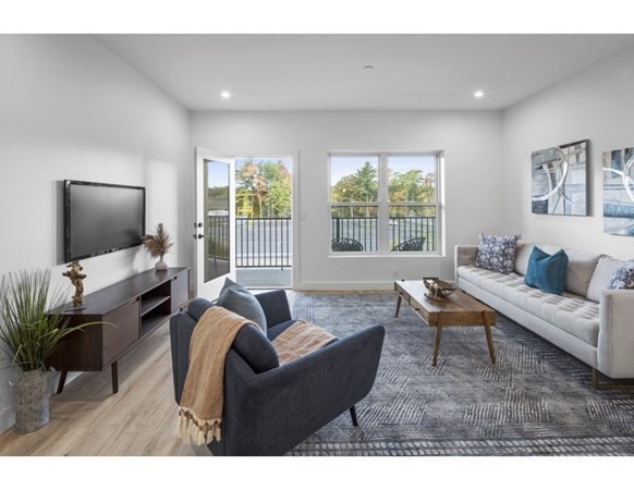 635 Main St. Unit 107, Wilmington, MA 01887