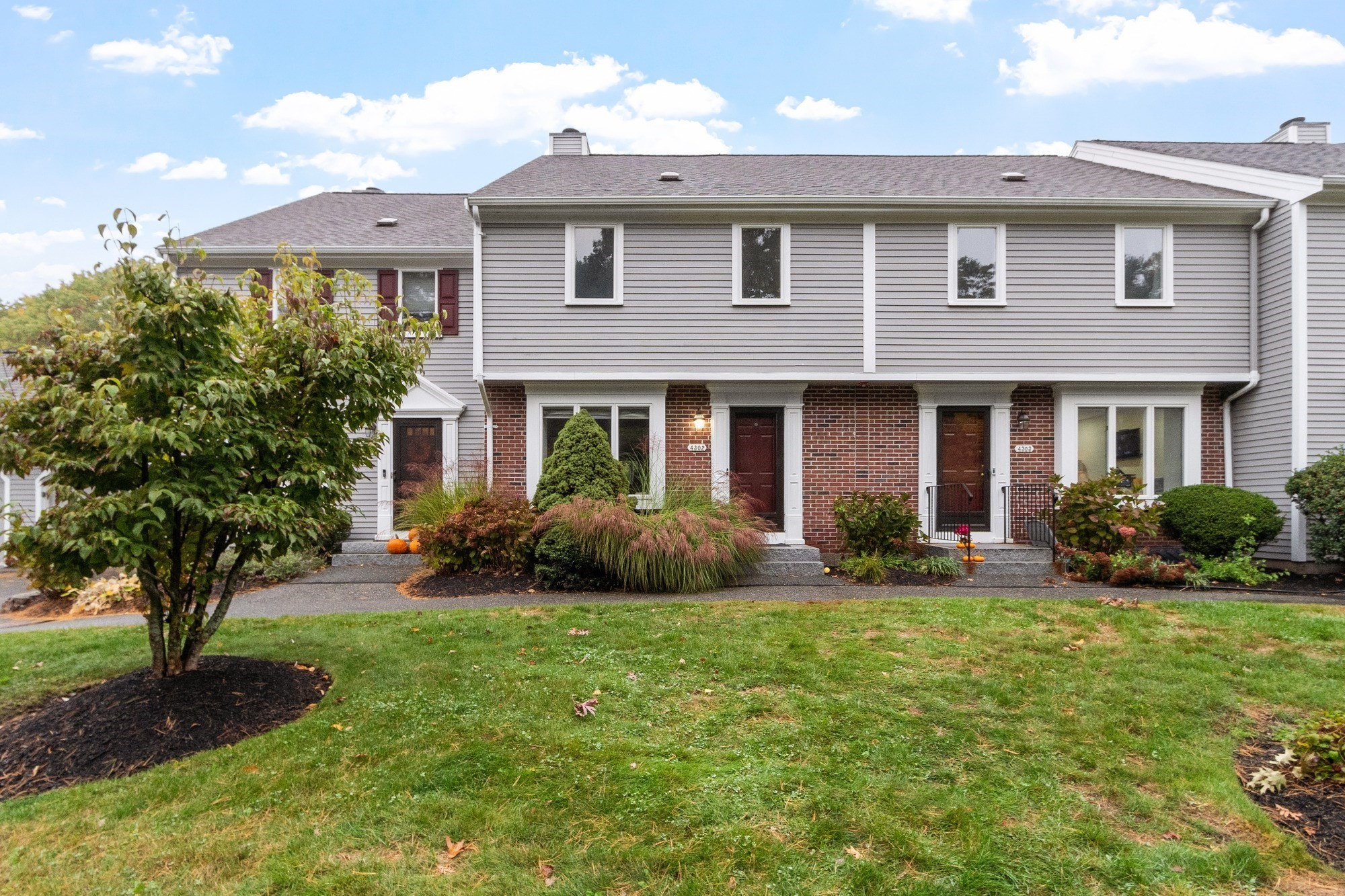 4302 Deerfield Cir #4302, Peabody