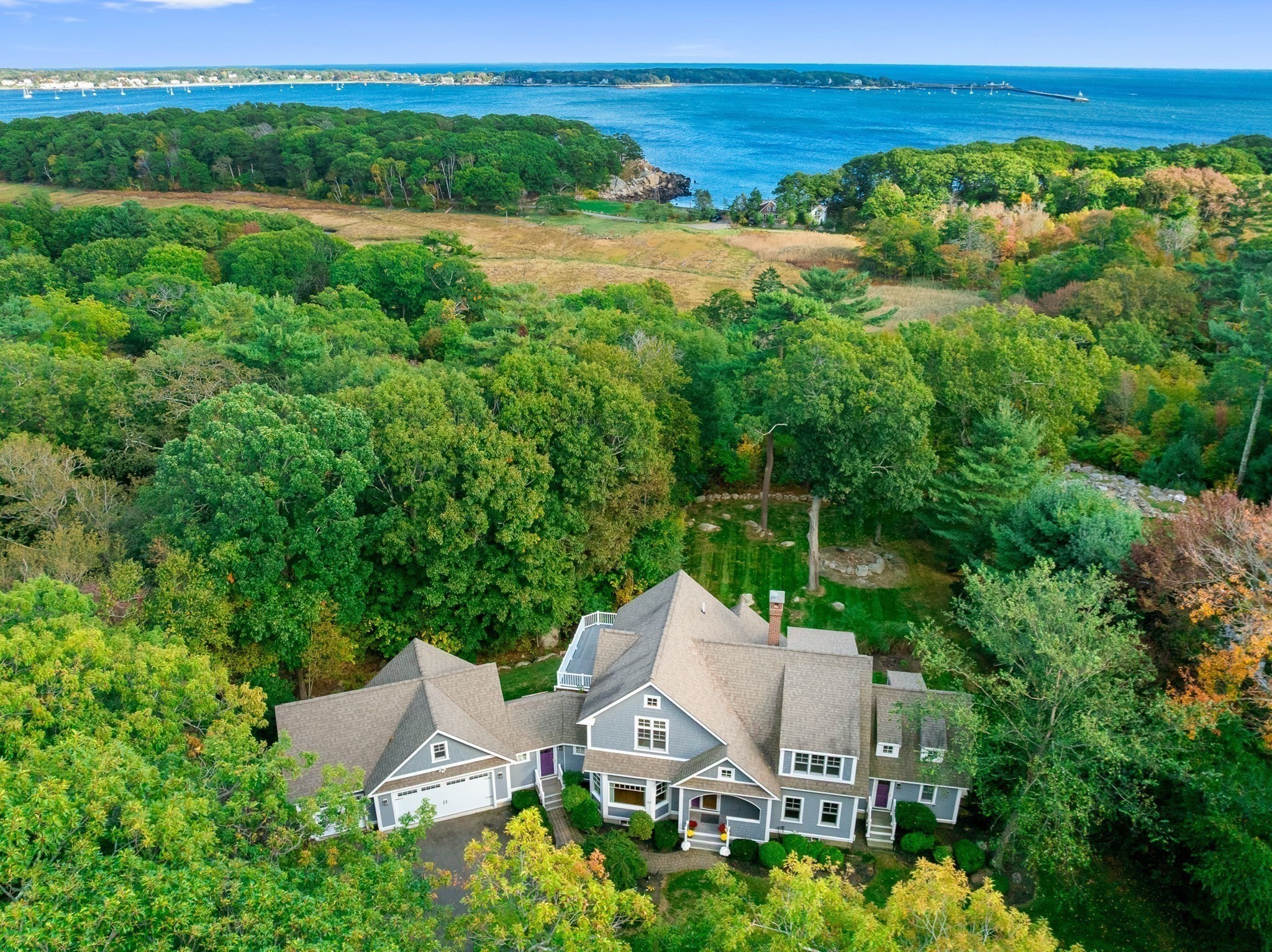 312 Western Ave, Gloucester