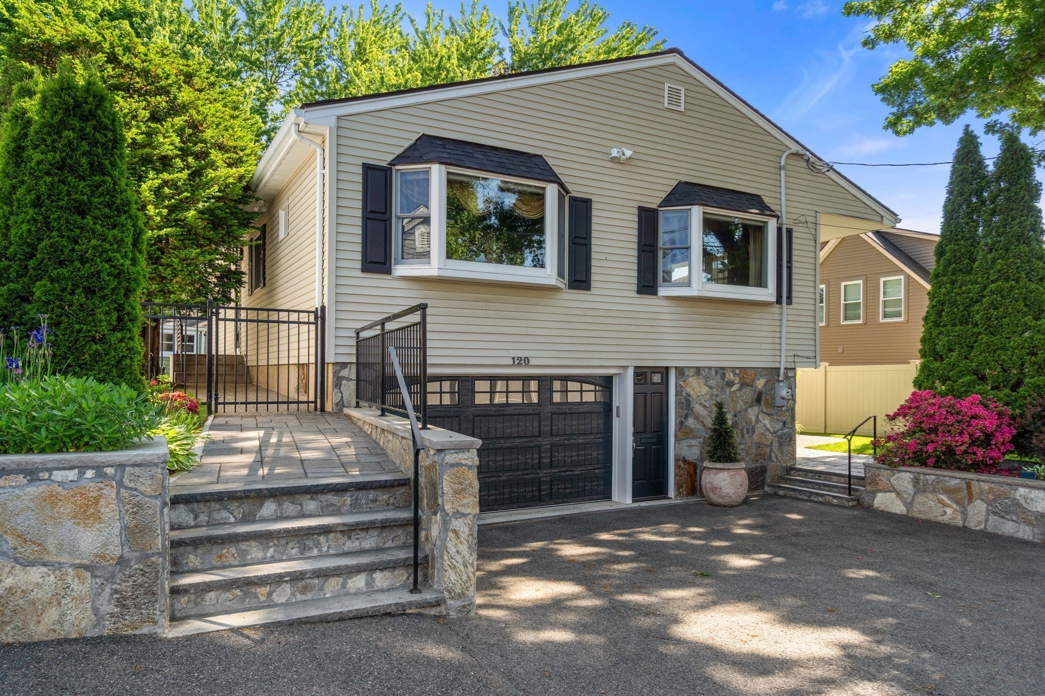 120 Park Avenue, Medford, MA 02155