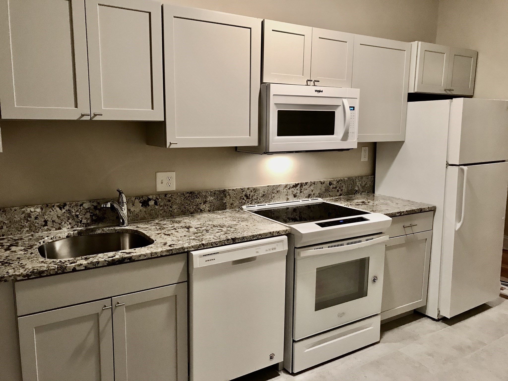 52 Strathmore Rd Unit 46, Boston College, Boston, MA 02135