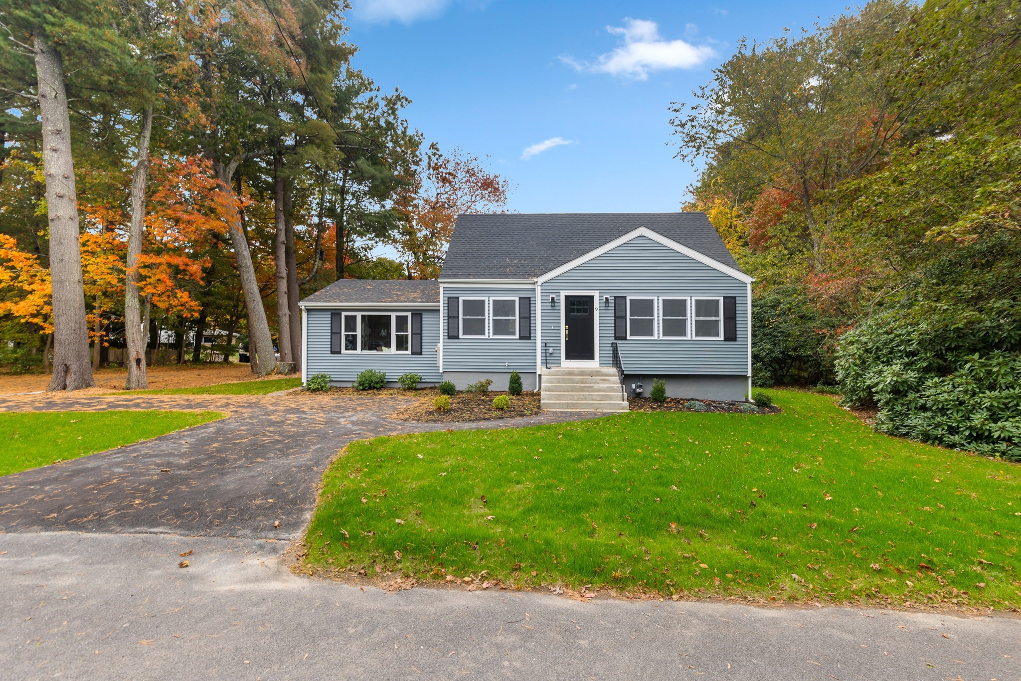 9 Essex Road, Sharon, MA 02067