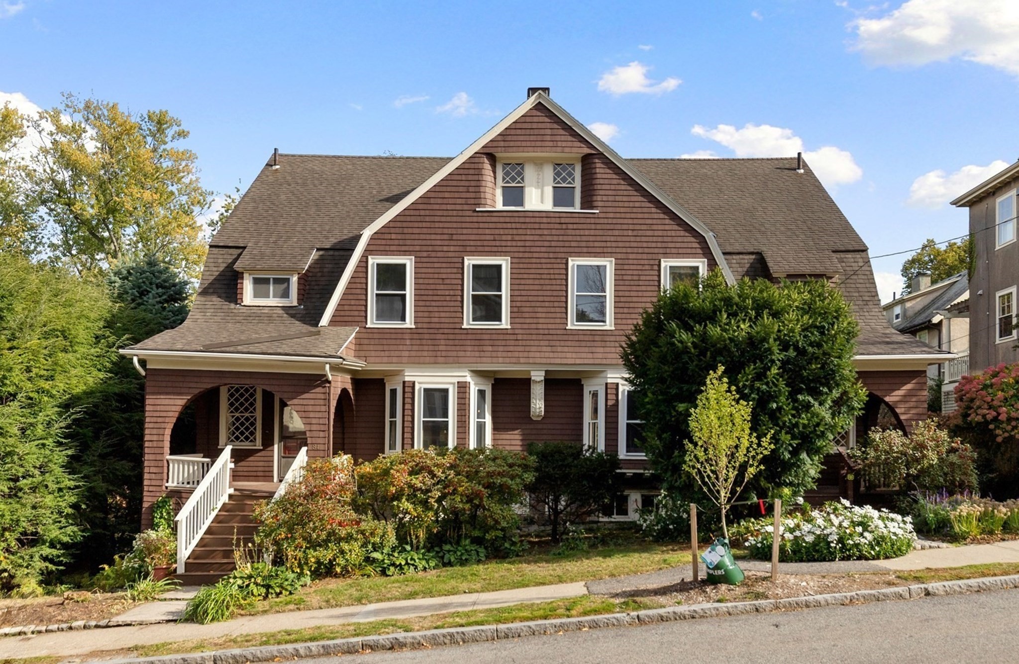 84 Bartlett Ave, Arlington, MA 02476