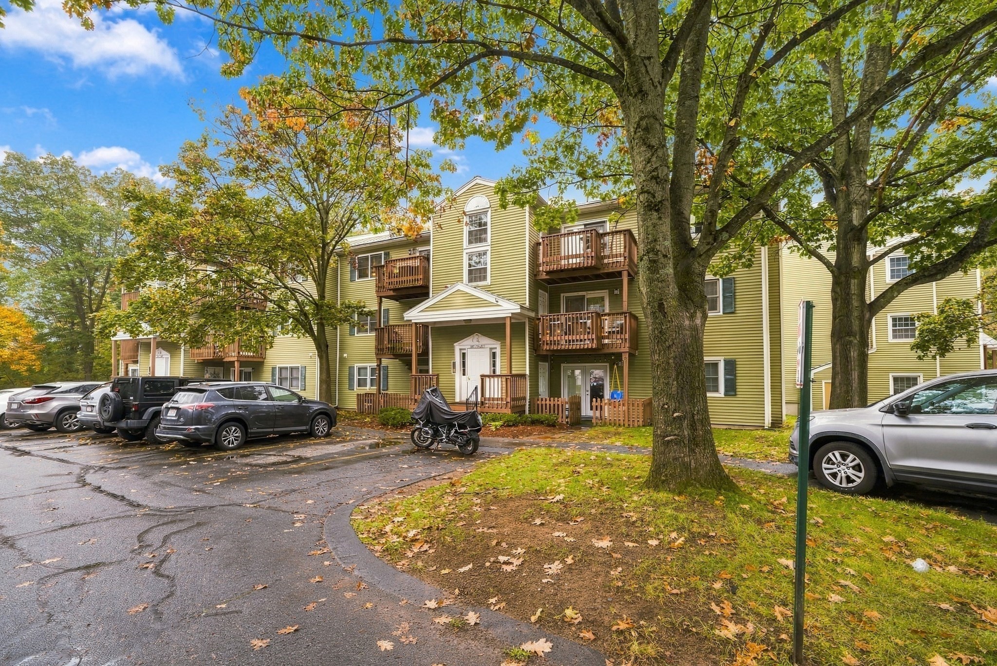 371 Aiken Ave Unit 10, Lowell, MA 01850