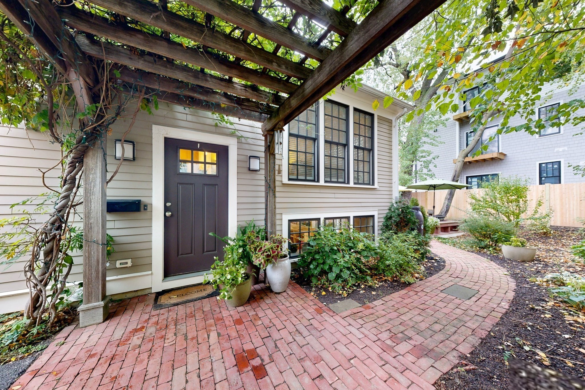 18 Hazel Street Unit 18, Cambridge, MA 02138