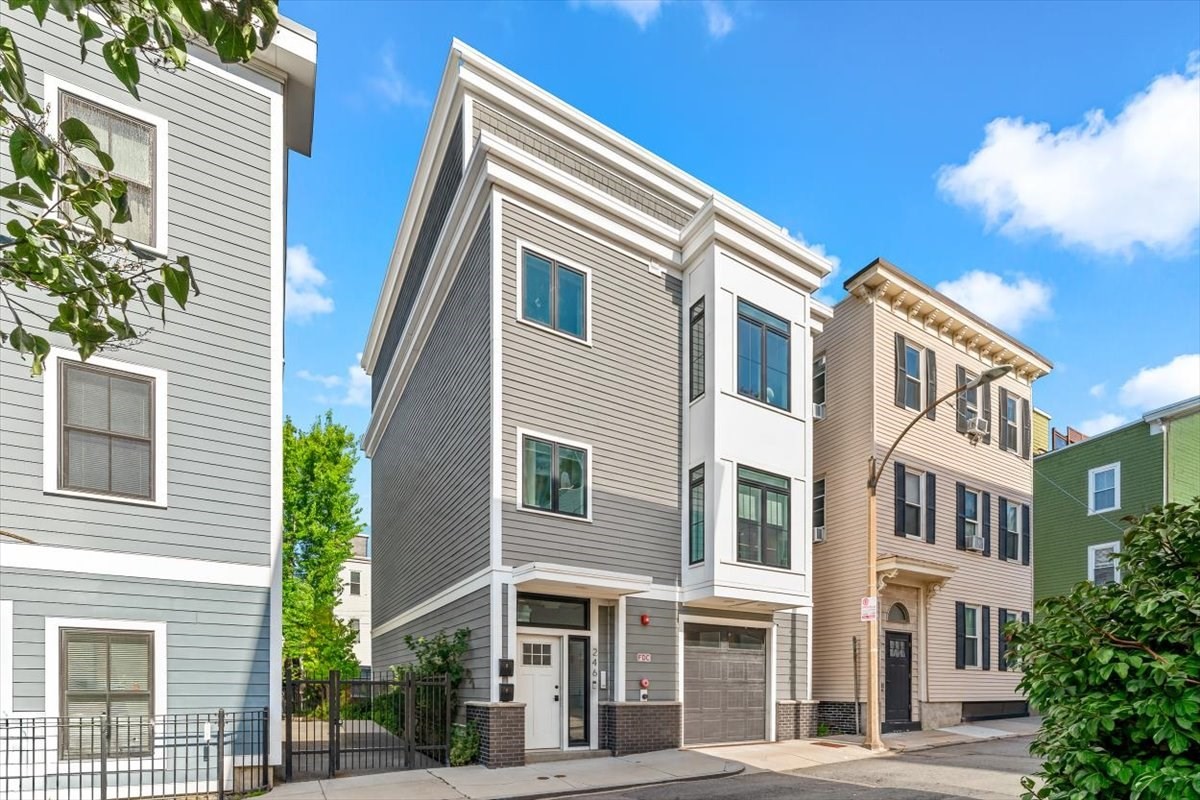 246 Athens Street Unit 1, Boston - South Boston, MA 02127