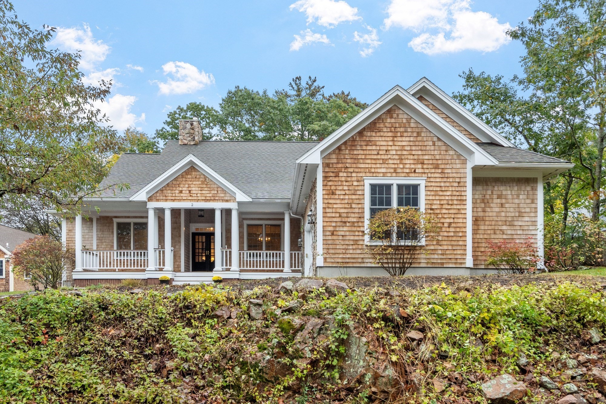 2 Greenbrier Rd,, Manchester, MA 01944