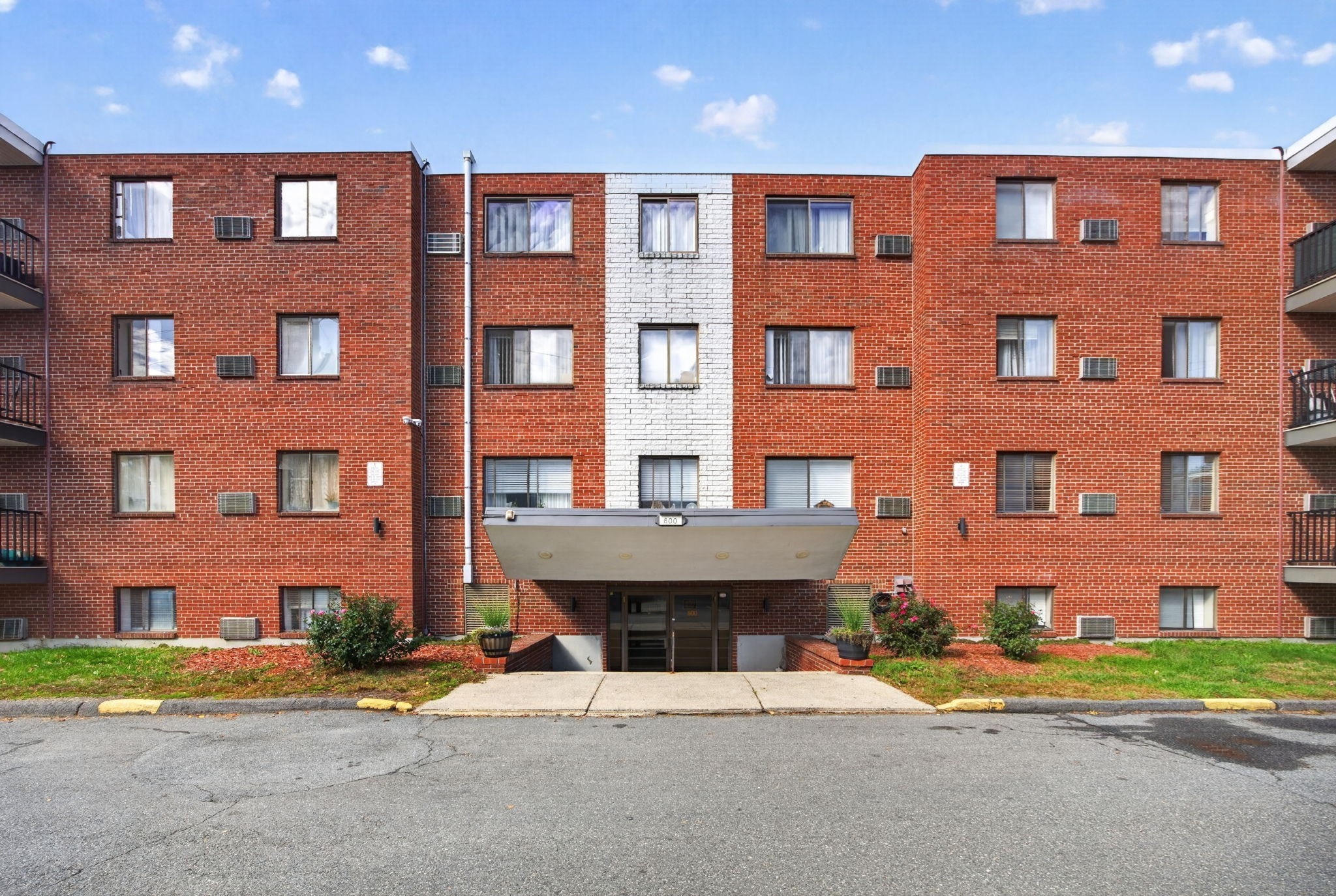 800 Governors Dr Unit 6, Winthrop, MA 02152