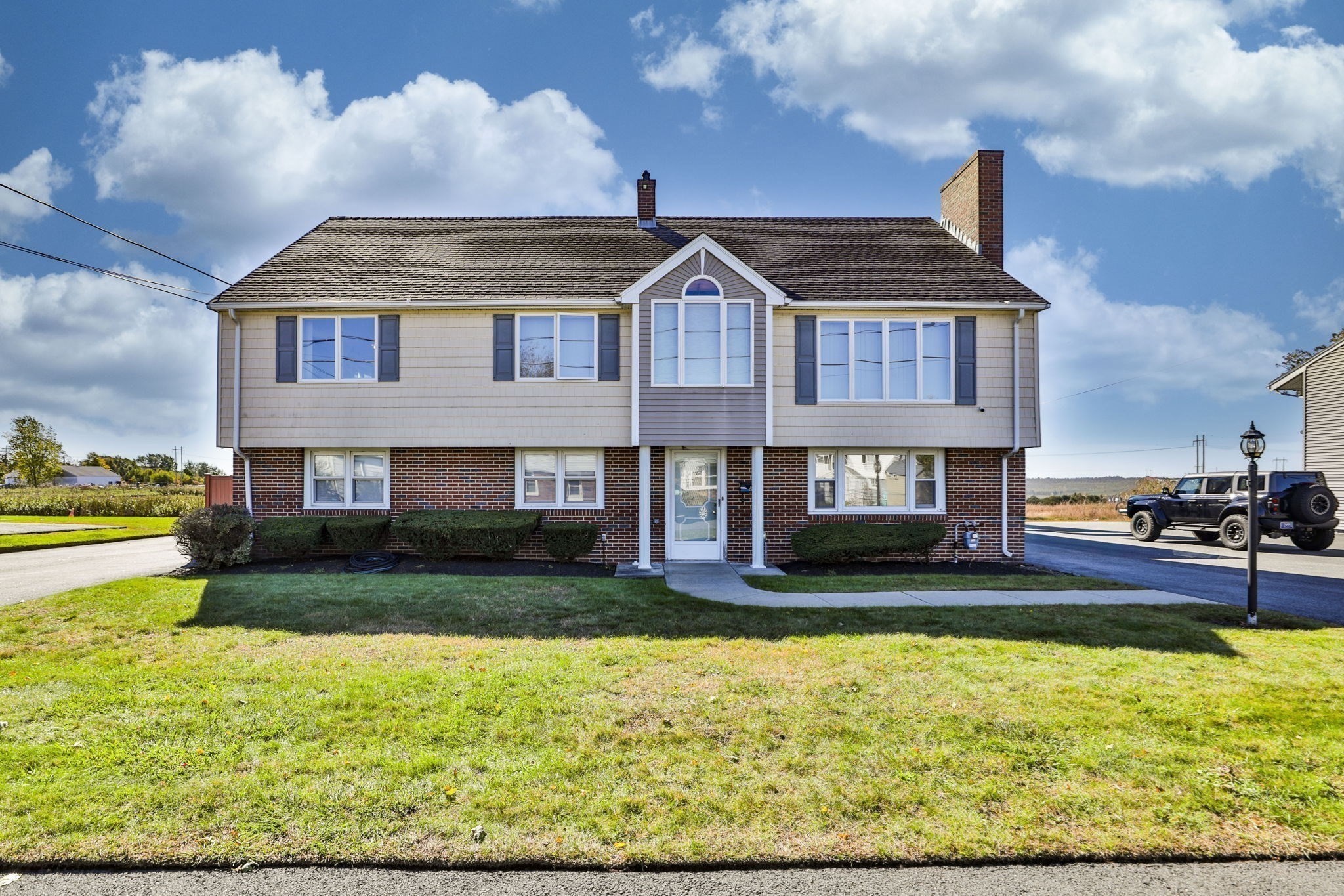 25 Venice Ave, Saugus, MA 01906