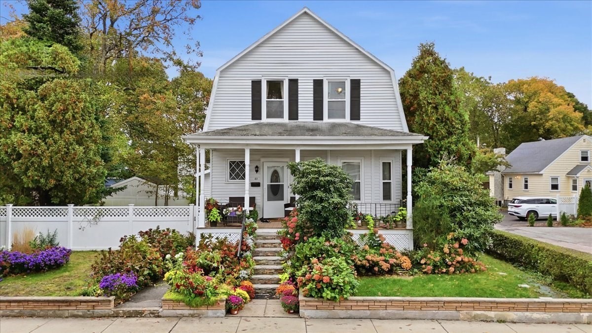 83 Desoto Rd, West Roxbury, Boston, MA 02132