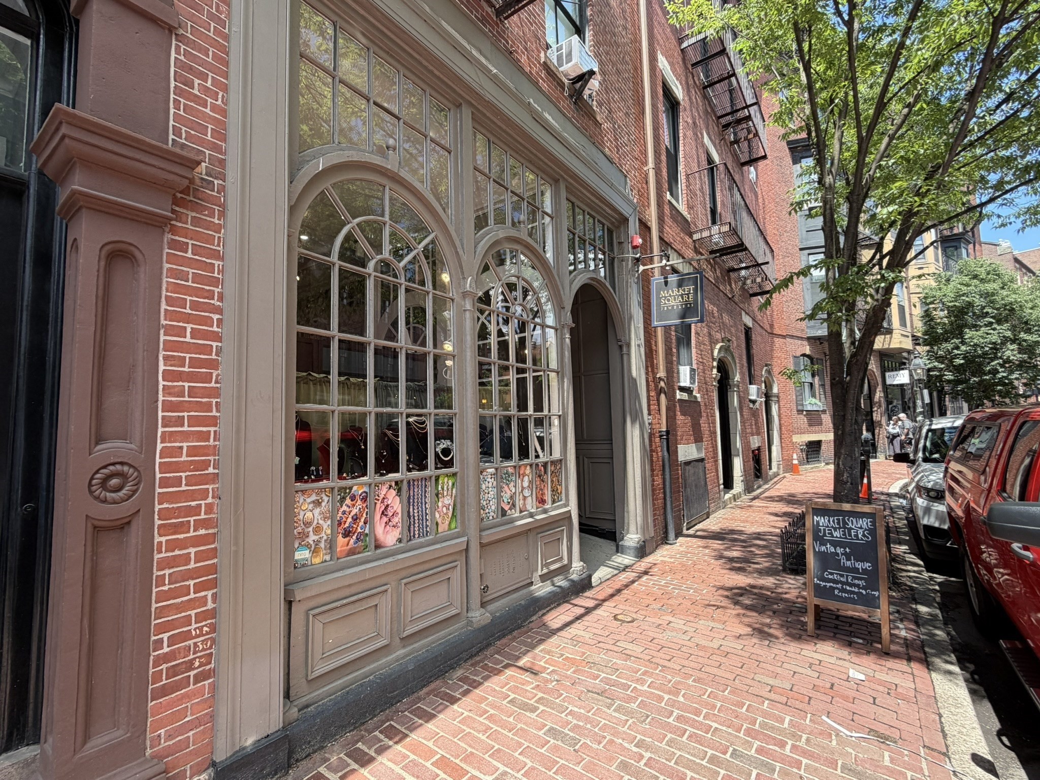 88 Charles, Beacon Hill, Boston, MA 02114