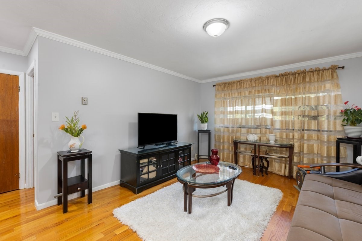 624 Hyde Park Ave Unit D3, Roslindale, Boston, MA 02131