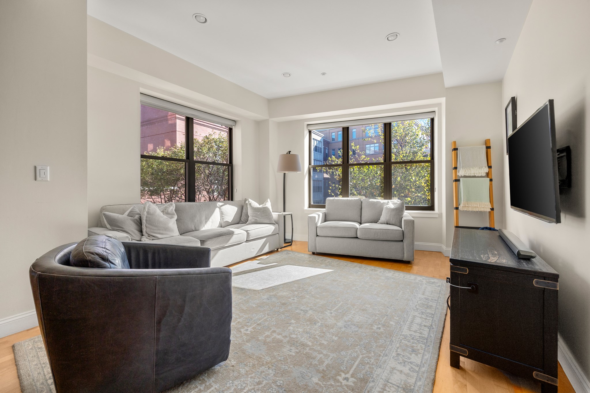 1166 Washington St Unit 301, Boston - South End, MA 02118