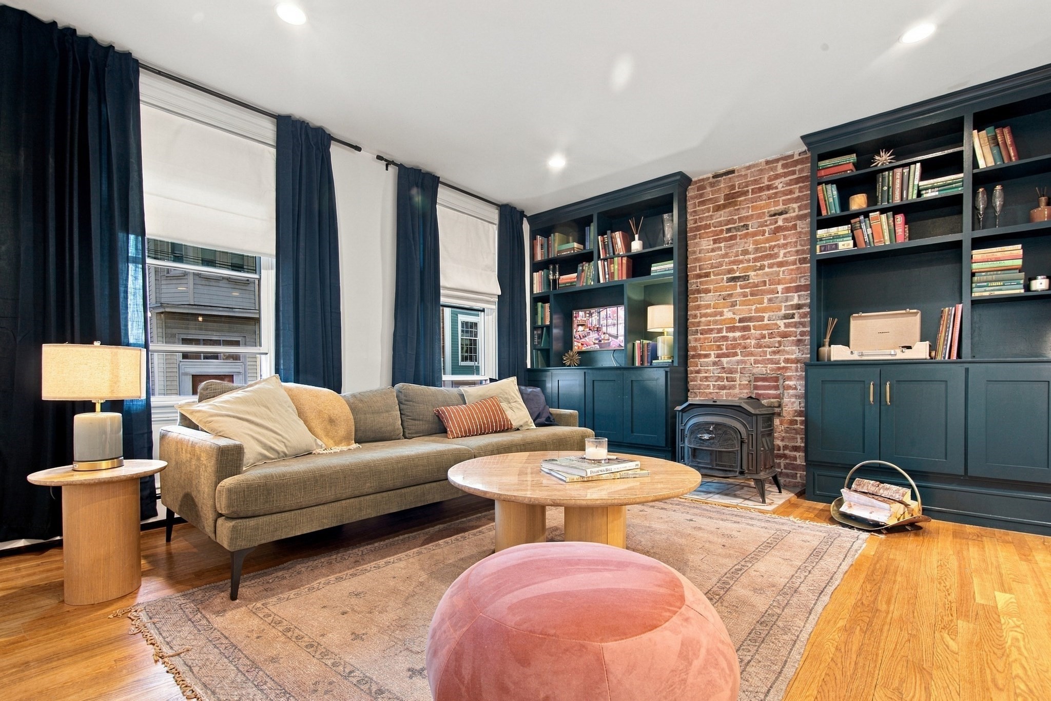 24 Albion Pl Unit 1, Boston - Charlestown, MA 02129