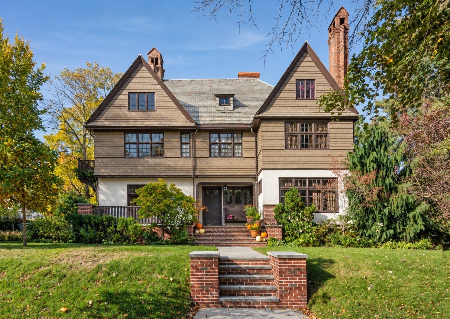 195 Brattle Street, Cambridge, MA 02138
