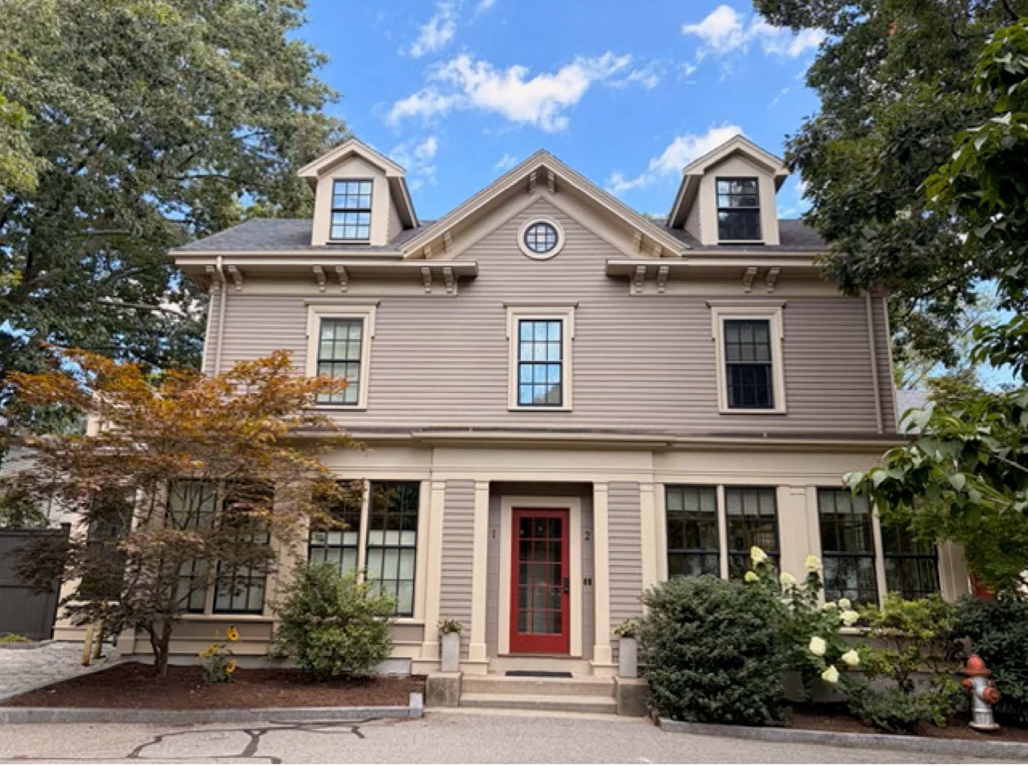 1 Brattle Cir` Unit 1, Cambridge, MA 02138