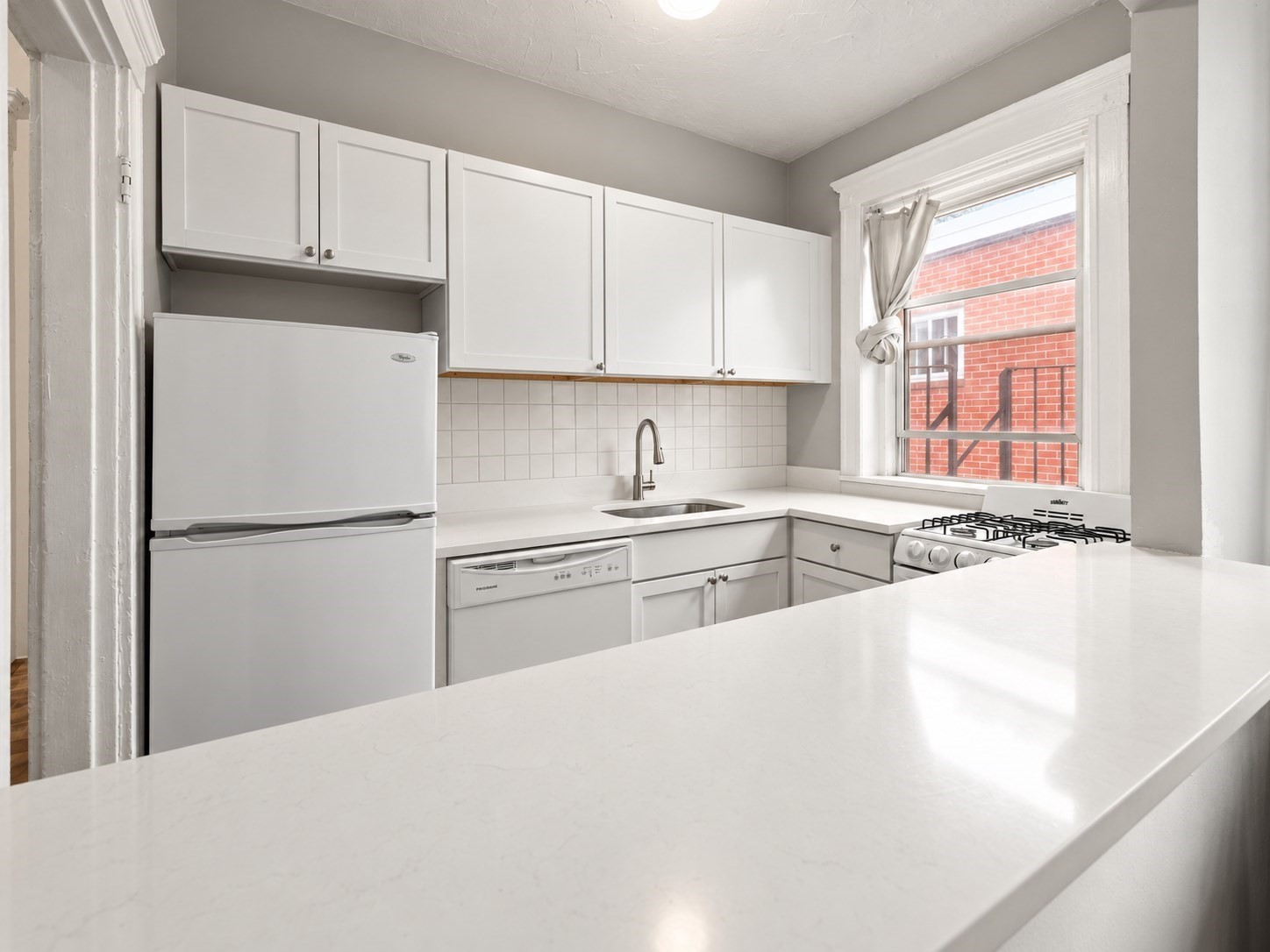 233 Kelton St Unit 12, Brighton, Boston, MA 02134