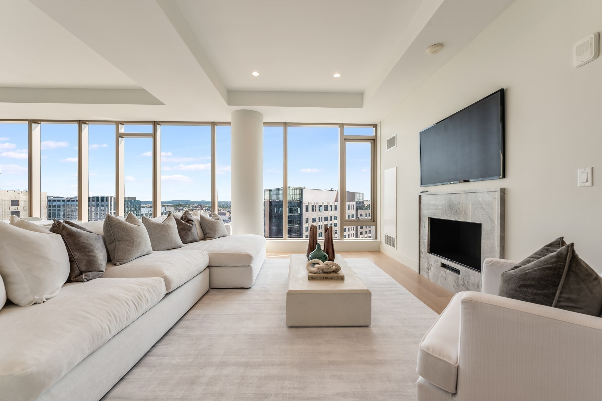 135 Seaport Blvd Unit PH3B, Boston - Seaport, MA 02210