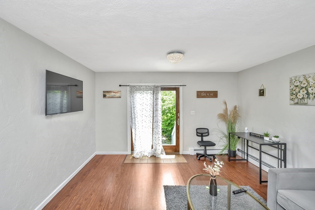 239 Leyden St, Boston - East Boston, MA 02128