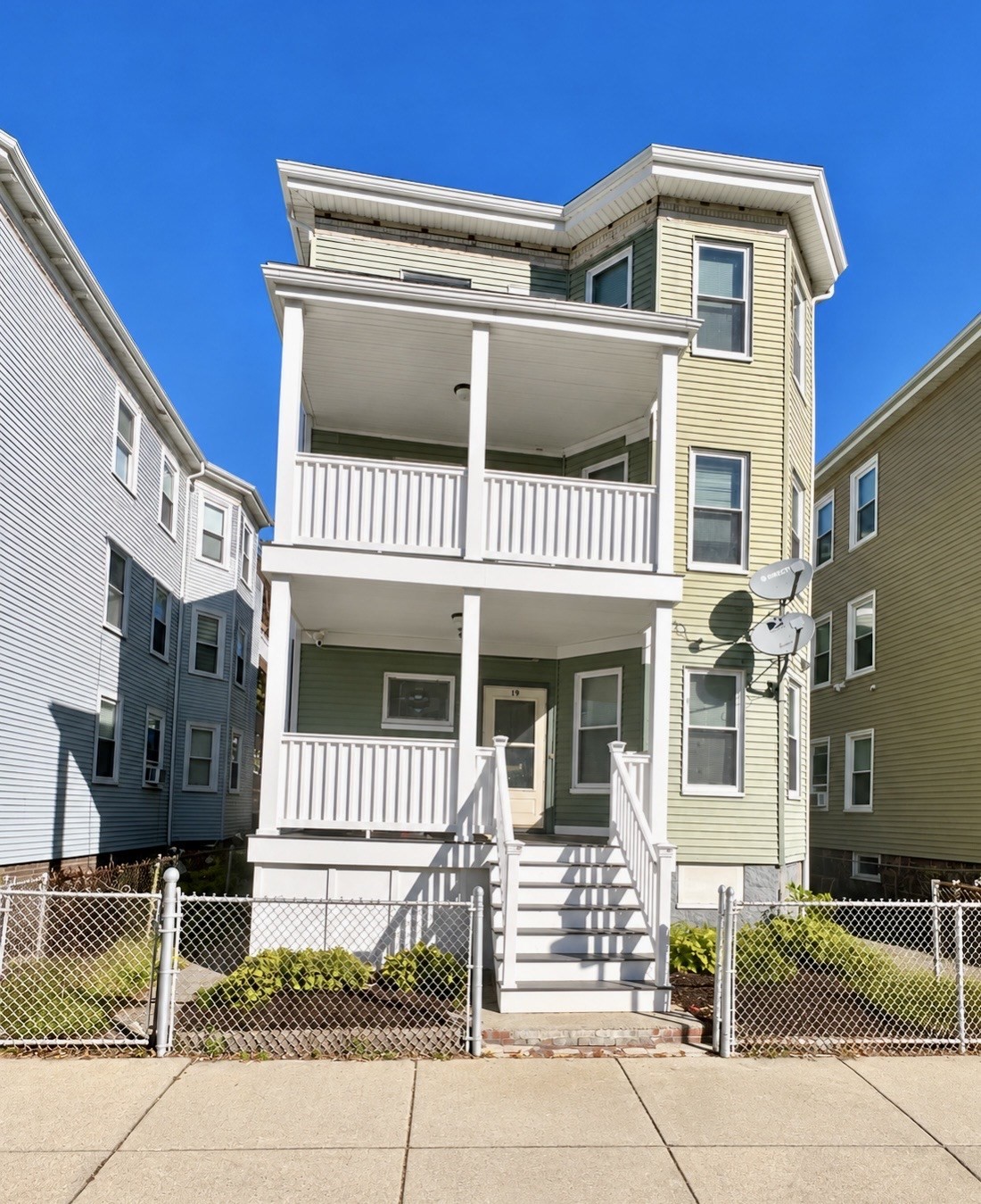 19 Hansborough St, Boston - Dorchester, MA 02124