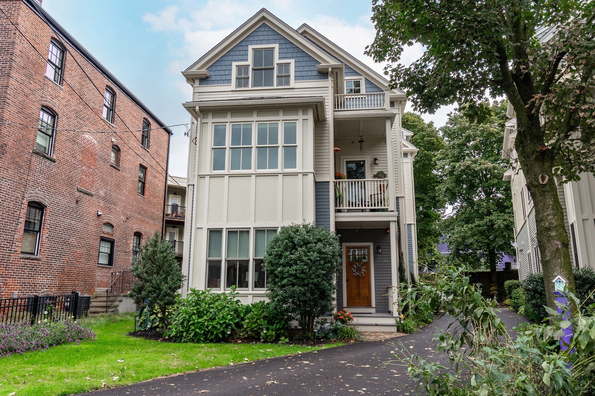 16 Meehan Unit 2A, Jamaica Plain, Boston, MA 02130