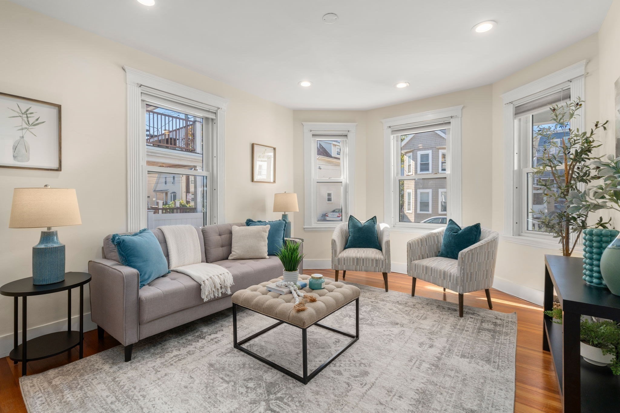 45 Montfern Ave Unit 1, Boston - Brighton, MA 02135