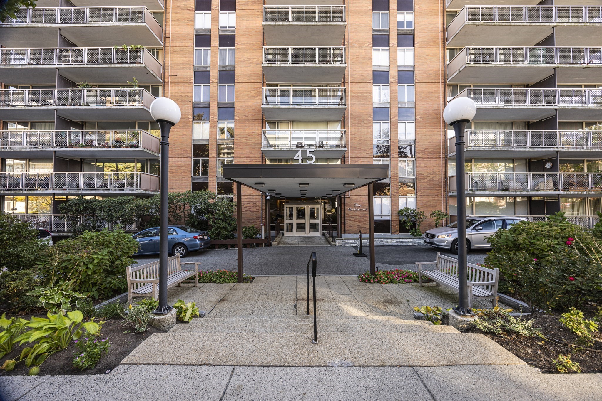45 Longwood Avenue Unit PH D, Brookline, MA 02446